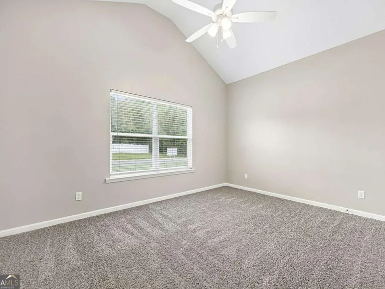 326 Gary Cir — Photo 24