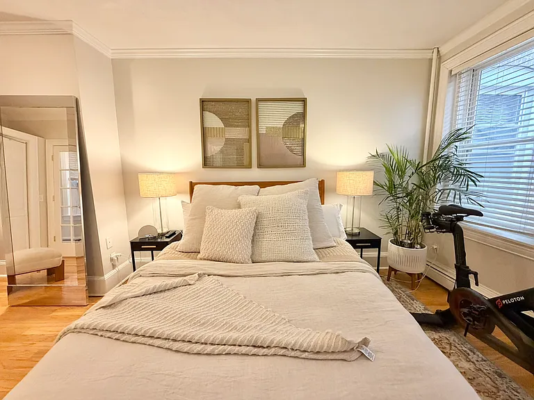 33 Charter St #2 — Photo 9