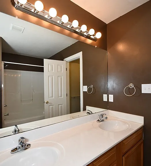 104 Streamwood Dr — Photo 19