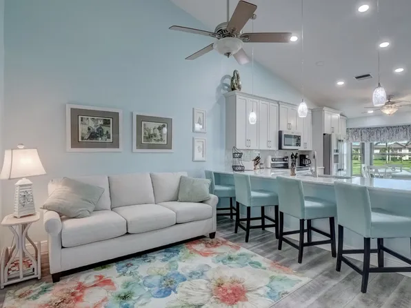 12170 Kelly Greens Blvd APT 88, Fort Myers, FL 33908