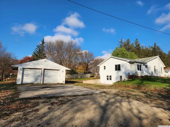 716 N Shellrock Ave, Nora Springs, IA 50458