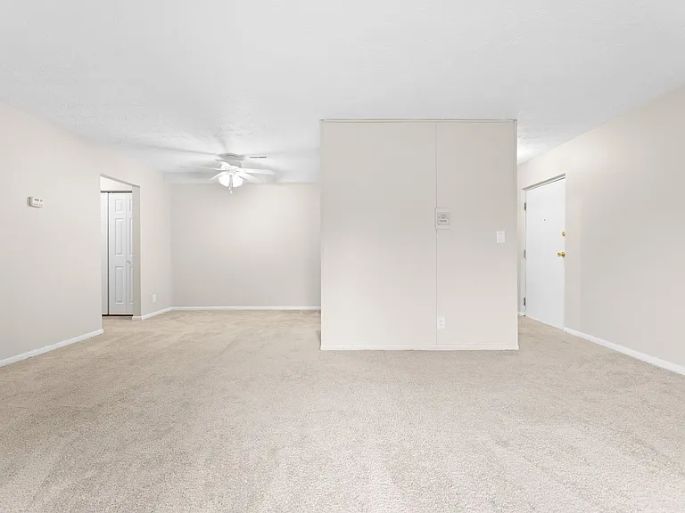 The Hillcrest Apartments — Photo 84