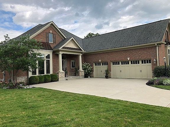 3 1/2 car Garage