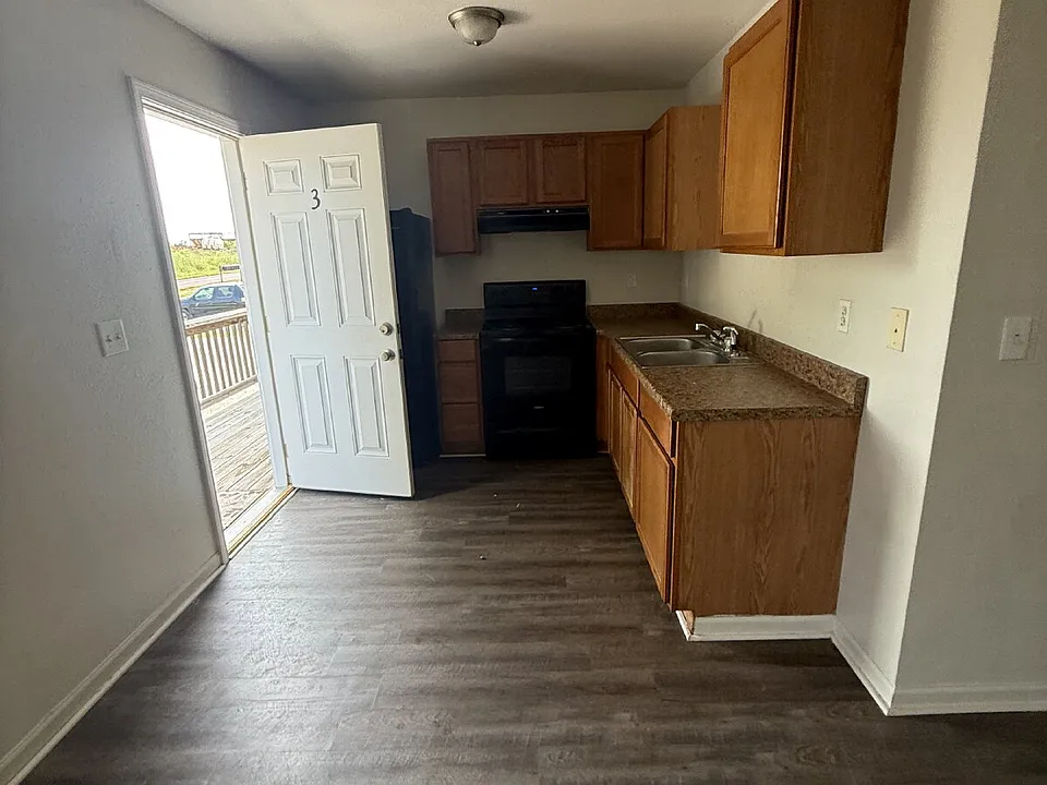 115-3 Doyle Rd