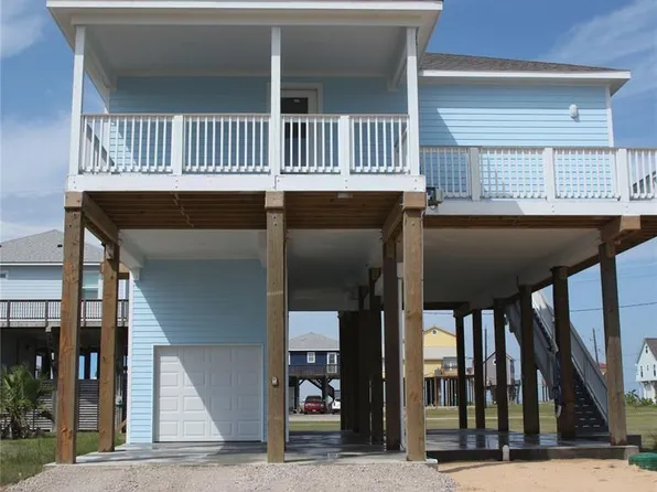 13214 Buccaneer Pkwy, Freeport, TX 77541