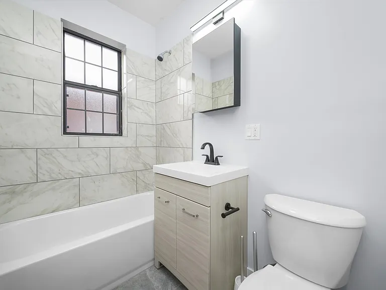 6128 S Ingleside Ave #2W — Photo 6