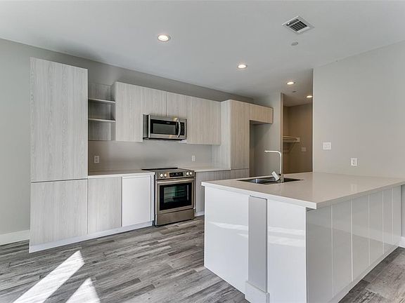 5th image of 3120 Mayeda Cir
