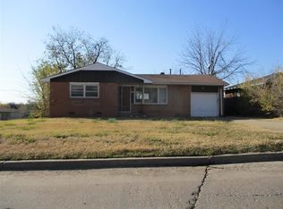 2306 NW 35th St, Lawton, OK 73505