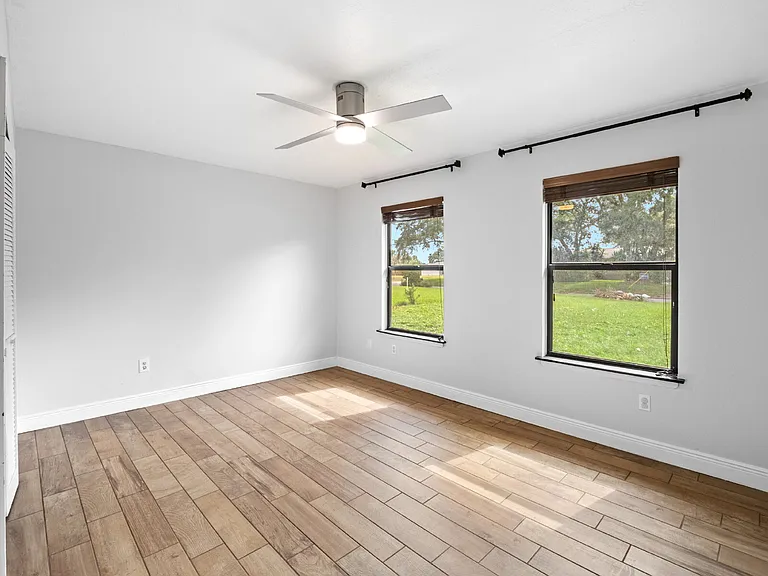 3725 Laurette Rd — Photo 24