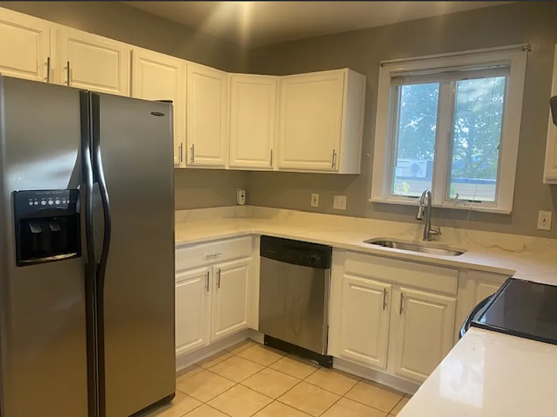 1 bed, 1100 sqft, $2,800 — Photo 3