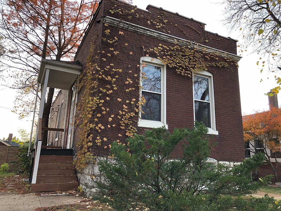 Sweet, historic, shotgun-style home