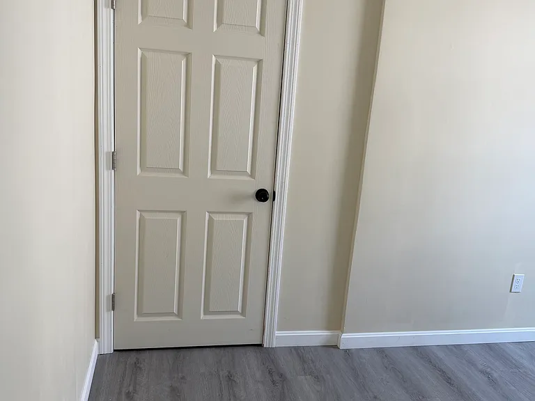 119 Florence St #2 — Photo 5