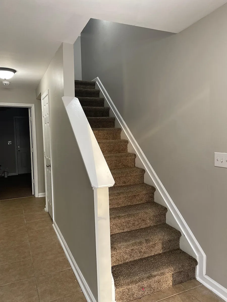 Foyer - 616 Providence Pl SW