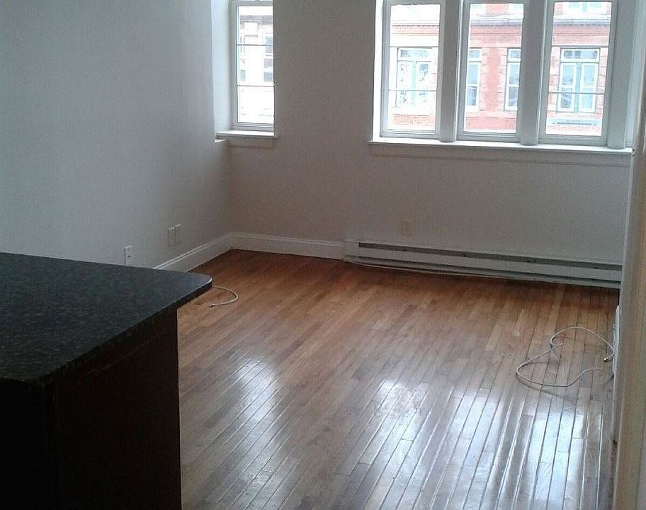 1st image of 285 Essex St APT 3A