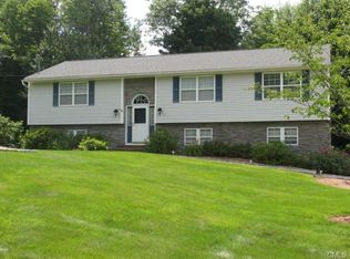 230 Middle River Rd, Danbury, CT 06811