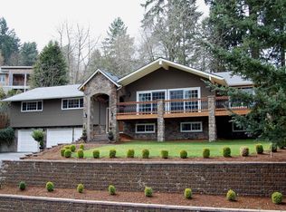 17755 Tree Top Ln, Lake Oswego, OR 97034