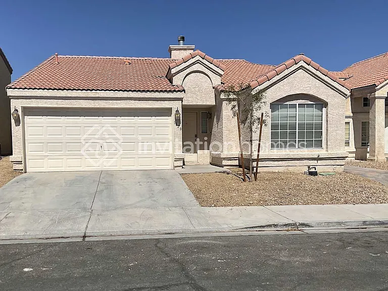 1629 Palmae Way — Photo 1