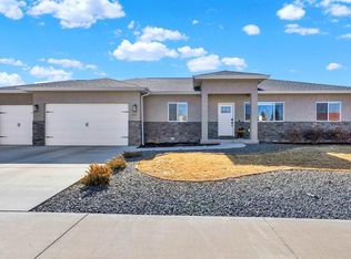 1714 Moonlight Dr, Montrose, CO 81401