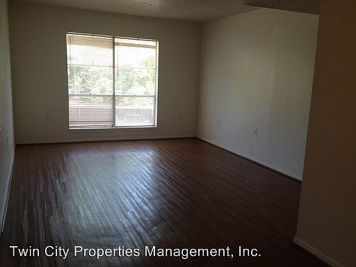 3rd image of 500 E 31st St APT 203