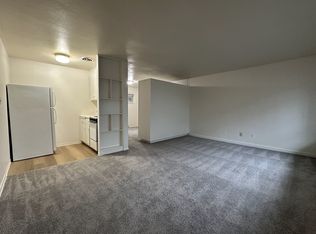 5926 Fauntleroy Way SW #4, Seattle, WA 98136