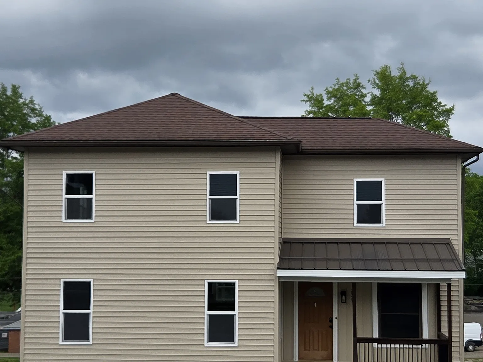 4 bed, $1,550 — Photo 1