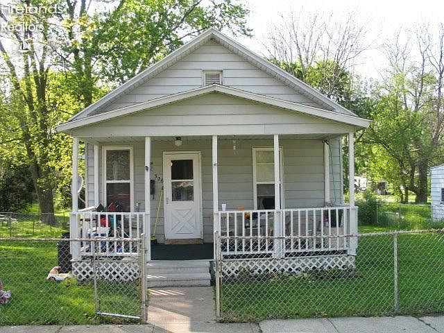 1st image of 326 Sandusky Ave
