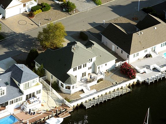 4th image of 840 Ensign Dr