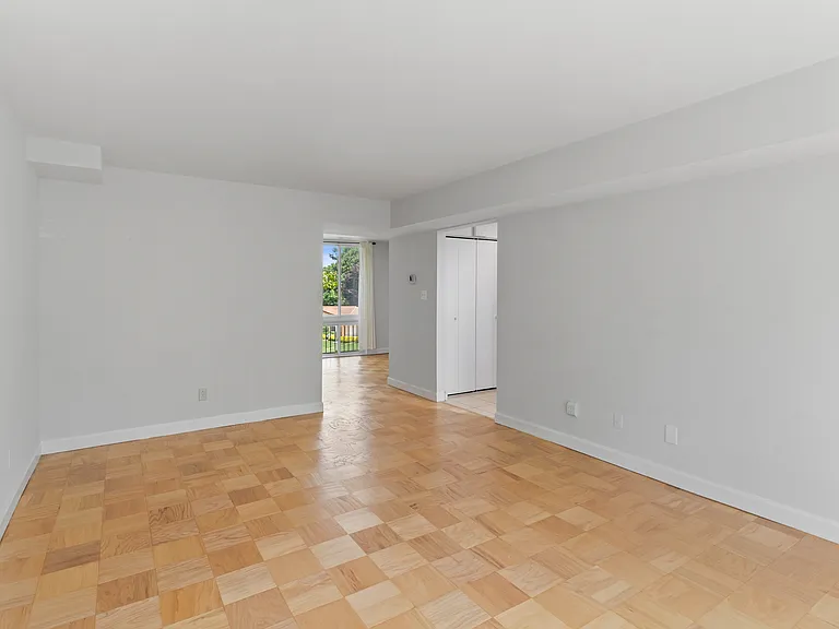 10650 Green Mountain Cir — Photo 16