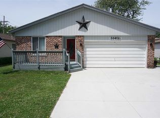 39621 Macomber St, Harrison Township, MI 48045