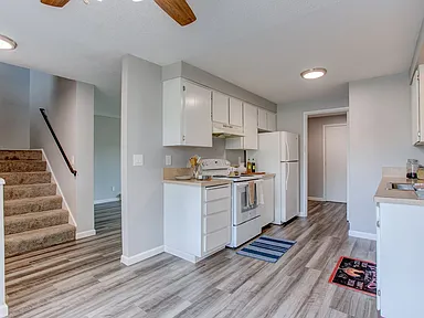 Thomasville Apartments - 14302 SE Division St Portland OR | Zillow