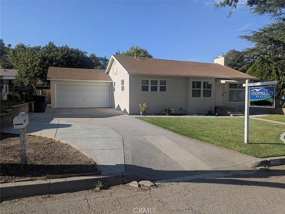1st image of 734 Lee Dr