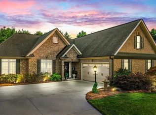4053 Saint Johns St, High Point, NC 27265