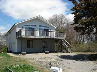 17 Cove Rd, Westerly, RI 02891