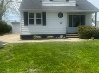 1346 E Miner Rd, Mayfield Heights, OH 44124