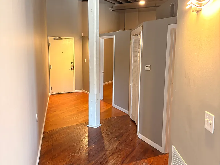 313 President Clinton Ave #206 — Photo 7