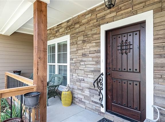 2nd image of 1934 45th Avenue Pl NE
