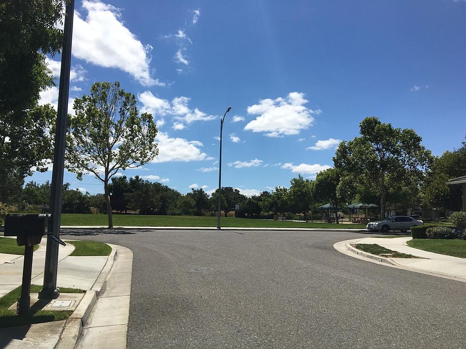 neighborhood park