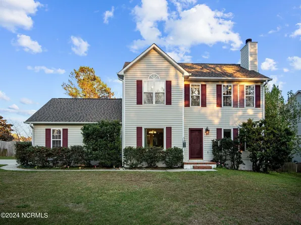 401 Celtic Ash Street, Sneads Ferry, NC 28460
