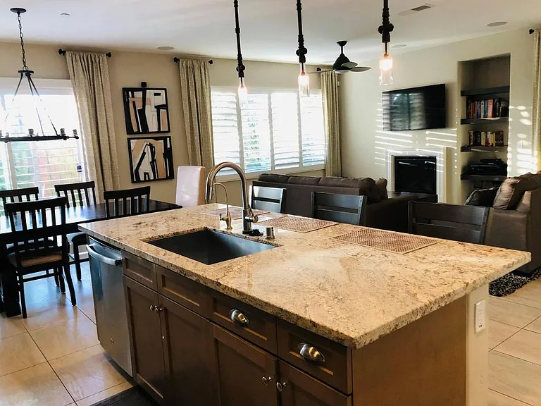 2072 Blue Oak Ln — Photo 4