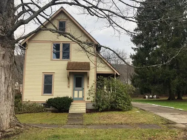 118 Hamilton Sq, Groton, NY 13073