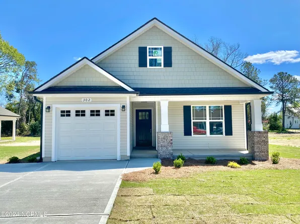 302 N King Avenue, Dunn, NC 28334