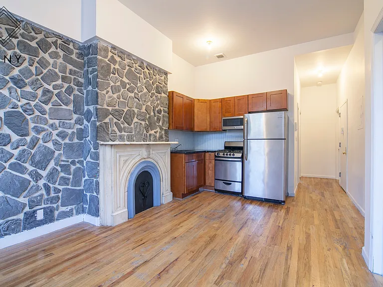 444 Lafayette Ave #3A — Photo 1