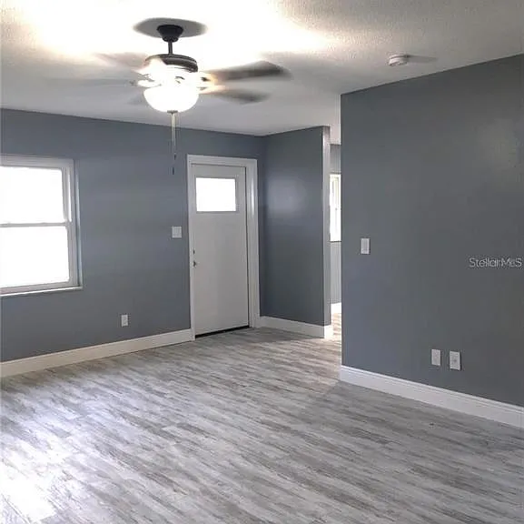 123 Tremont Dr — Photo 3