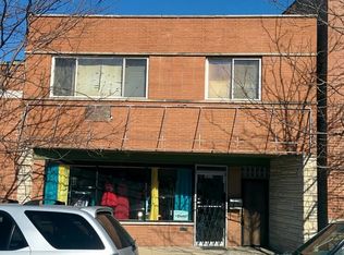 5812 W Grand Ave, Chicago, IL