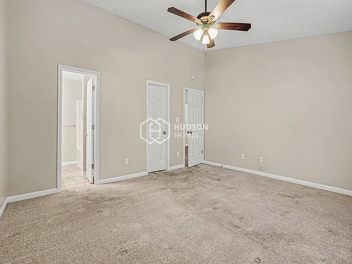 2369 Heatherton Ct — Photo 8