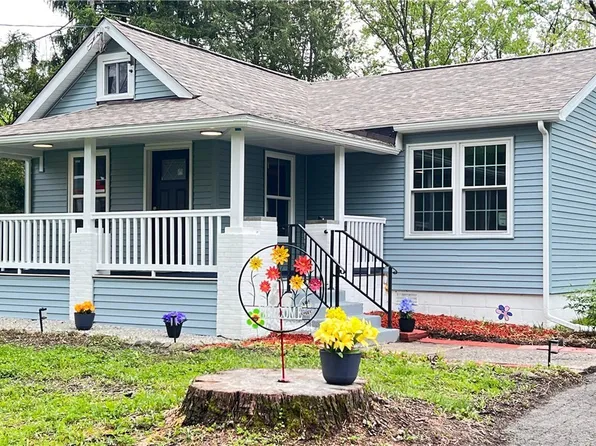 3343 Lawnview Ave, Lowellville, OH 44436