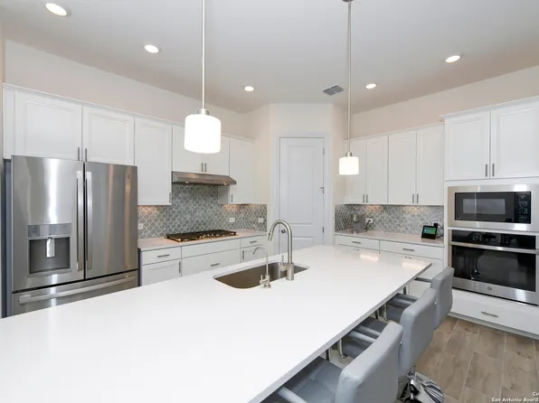 22826 RIO SALADO, San Antonio, TX 78261
