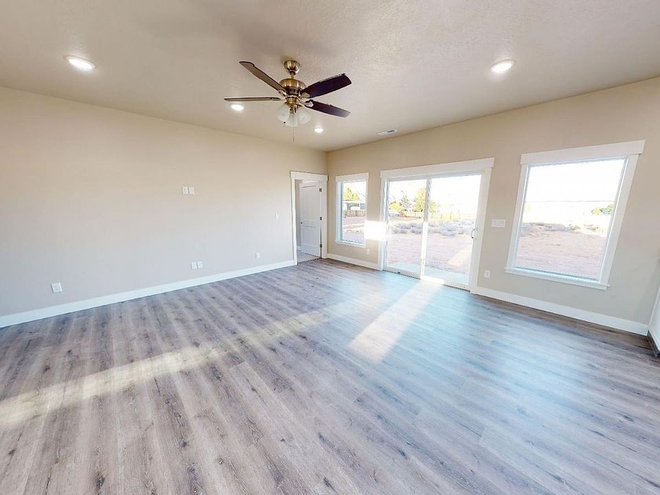 1045 E Canyon Dr, Big Water, UT 84741 Zillow