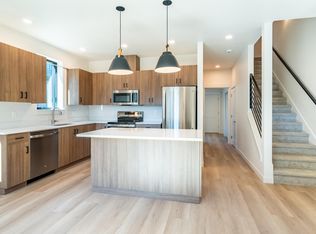 371 NW 19th St #102, Redmond, OR