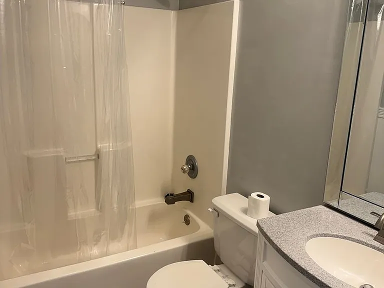 7233 Sorrenta Rd — Photo 17
